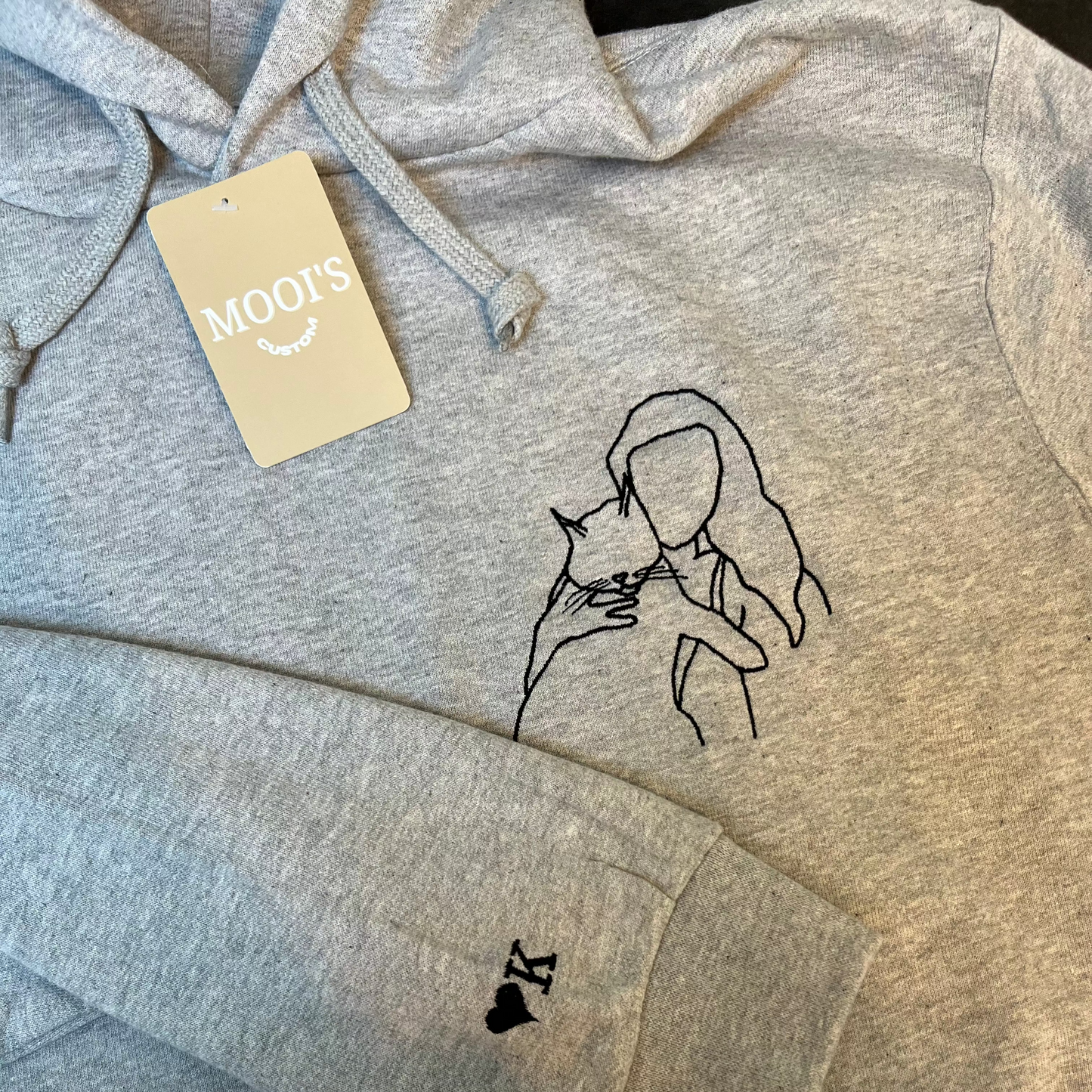 Line Art Sweater/Hoodie